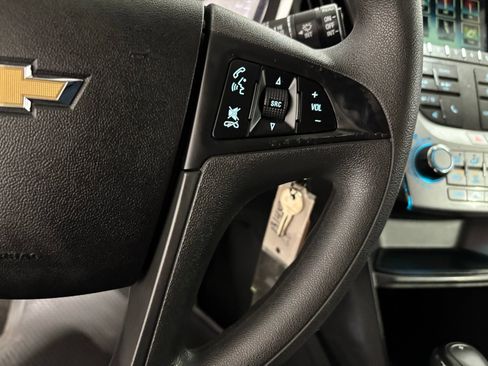 Used 2016 Chevrolet Equinox LS image 22