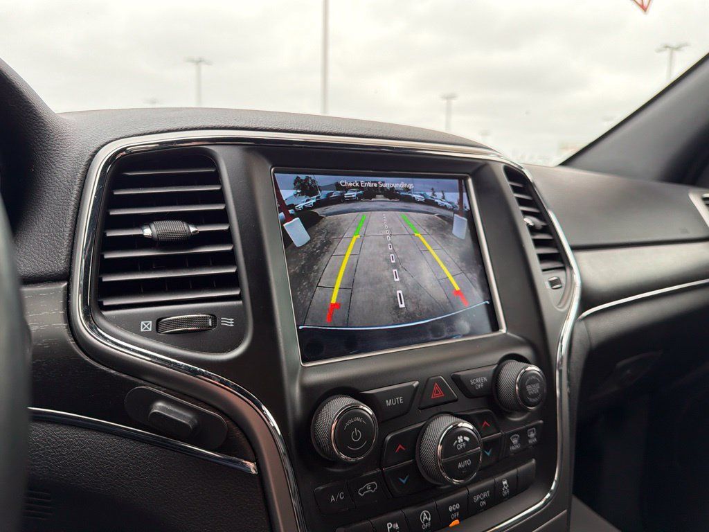 Used 2018 Jeep Grand Cherokee Limited AWD/4WD image 33