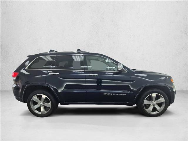 Used 2014 Jeep Grand Cherokee Overland w/ Advanced Technology Group AWD/4WD image 4