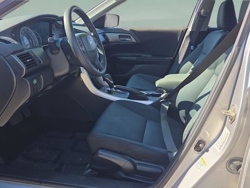 Used 2015 Honda Accord LX image 9