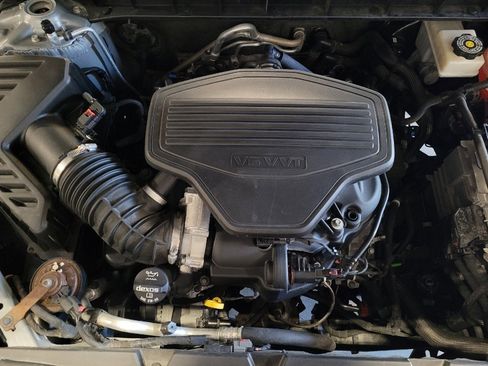 Used 2019 GMC Acadia SLT FWD image 30