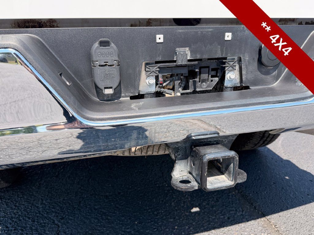 Used 2025 Chevrolet Silverado 2500 LT AWD/4WD image 7