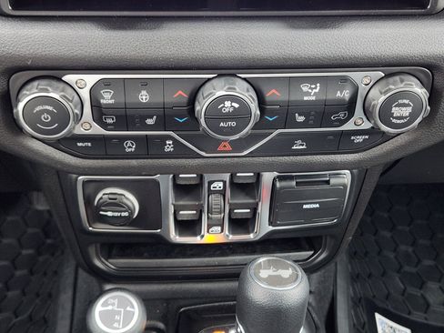 New 2026 Jeep Wrangler Unlimited Sport AWD/4WD image 15