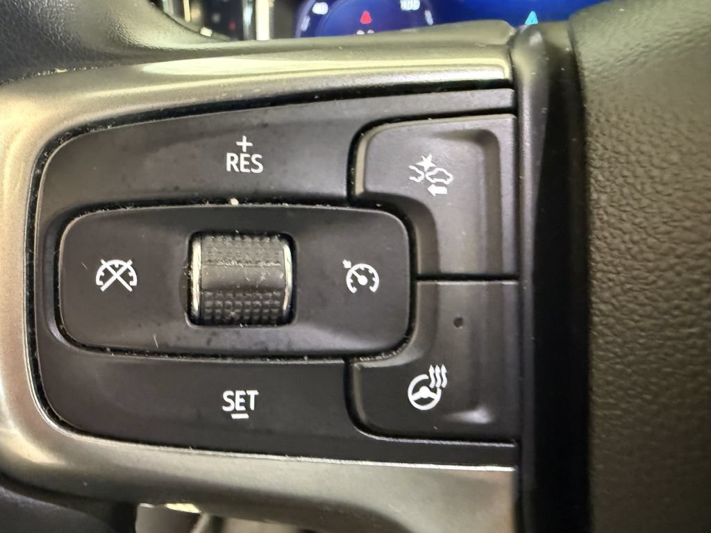 Used 2023 Chevrolet Silverado 1500 RST w/ Redline Edition AWD/4WD image 48