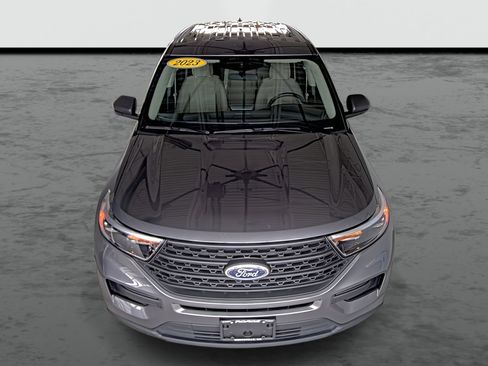 Used 2023 Ford Explorer 4WD image 6