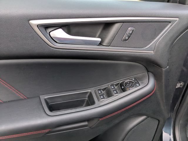 Used 2023 Ford Edge ST-Line AWD/4WD image 25
