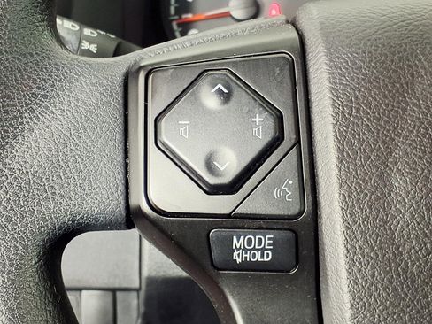 Used 2021 Toyota Tacoma SR w/ SR Convenience Package image 14