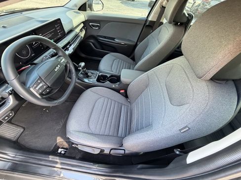 Certified 2025 Kia K4 EX FWD image 17