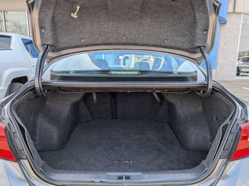 Used 2016 Nissan Altima 2.5 SV image 32