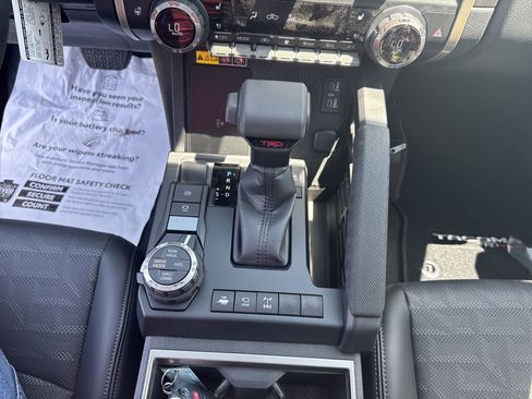 New 2025 Toyota Tacoma TRD Off-Road w/ TRD Off Road Premium Package AWD/4WD image 21