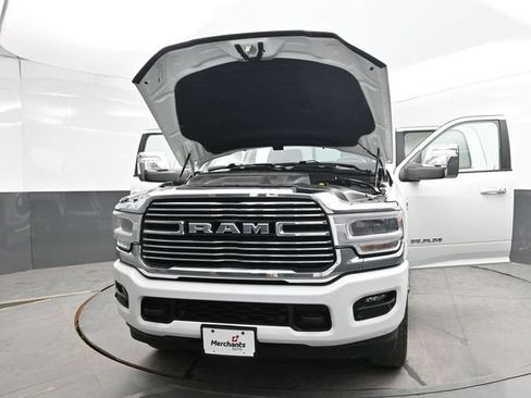 Used 2024 RAM 2500 Laramie AWD/4WD image 57