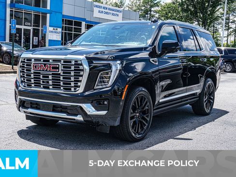 Used 2026 GMC Yukon Denali w/ Sun & Power Step Package AWD/4WD image 5