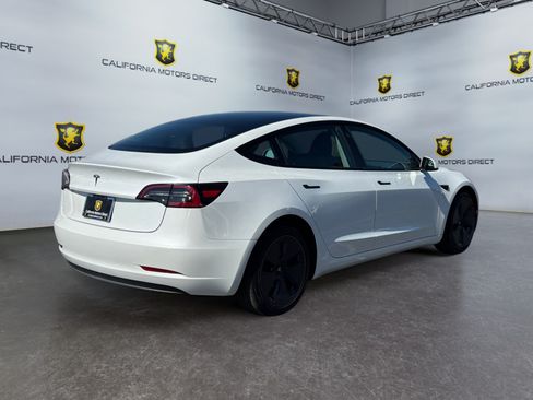 Used 2023 Tesla Model 3 Standard Range RWD image 5