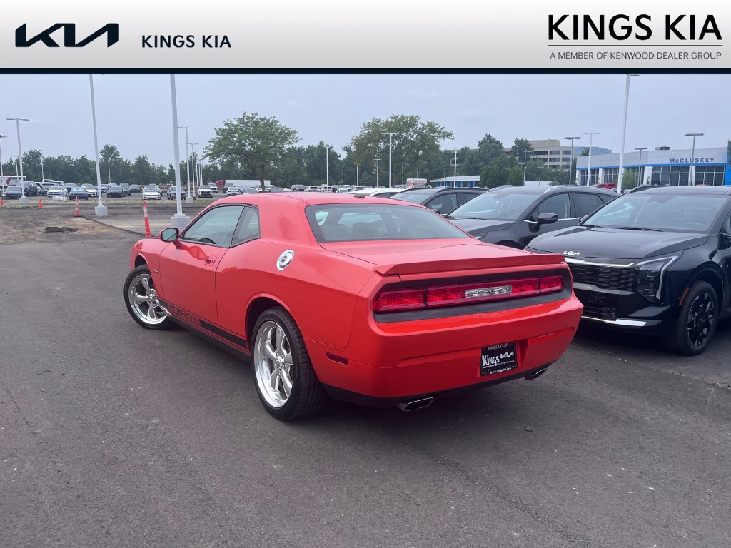 Used 2009 Dodge Challenger R/T RWD image 6