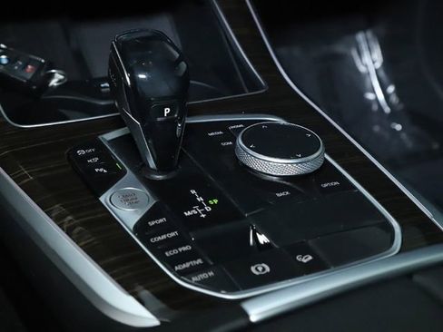 Used 2021 BMW X5 xDrive40i w/ Convenience Package image 41