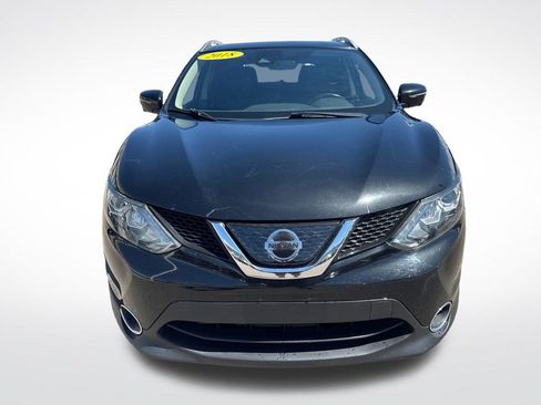 Used 2018 Nissan Rogue Sport SL w/ SL Premium Package FWD image 8