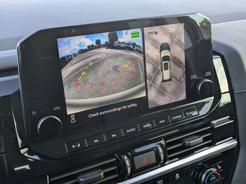 New 2025 Nissan Pathfinder SL w/ Lighting Package (N92) image 23