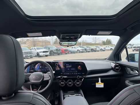 New 2026 Chevrolet Blazer EV RS AWD/4WD image 24
