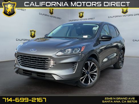 Used 2022 Ford Escape SE w/ SE Sport Appearance Package FWD image 1