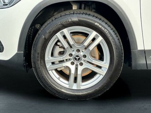 Certified 2022 Mercedes-Benz GLA 250 4MATIC image 33