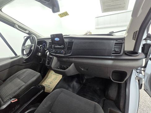 Used 2020 Ford Transit 250 Medium Roof RWD image 17