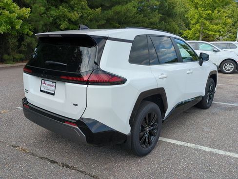 New 2026 Toyota RAV4 SE w/ Convenience Package AWD/4WD image 4