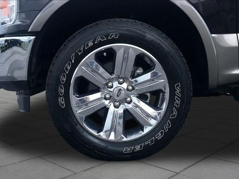 Used 2019 Ford F150 Lariat AWD/4WD image 11