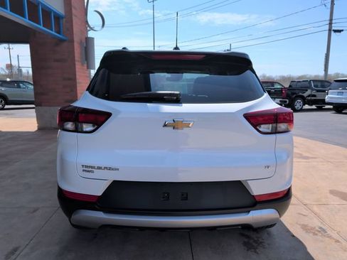 Certified 2023 Chevrolet TrailBlazer LT w/ Convenience Package image 6
