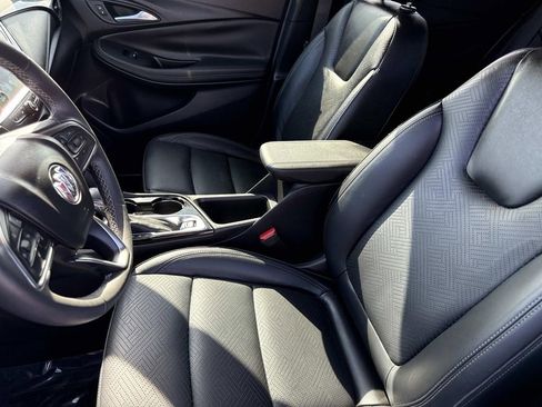 Used 2022 Buick Encore GX Essence w/ Advanced Technology Package image 23