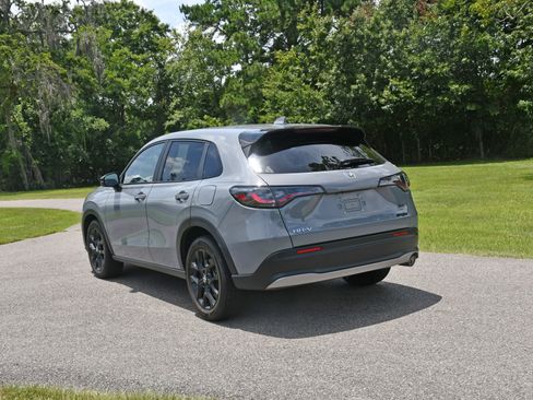 Certified 2025 Honda HR-V Sport image 3