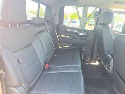 Used 2023 Chevrolet Silverado 1500 LTZ w/ Technology Package AWD/4WD image 12