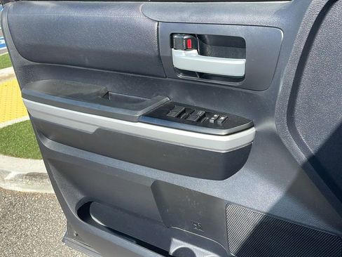 Used 2020 Toyota Tundra SR5 image 25