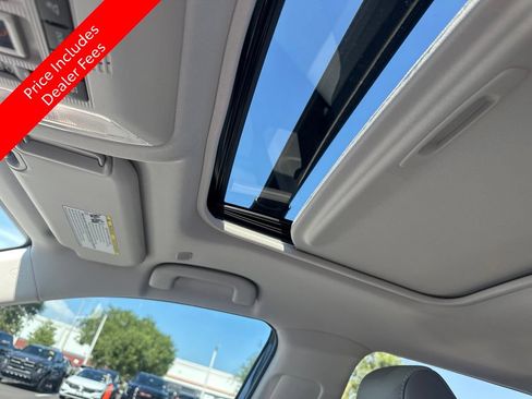 Used 2025 Toyota RAV4 XLE Premium FWD image 7