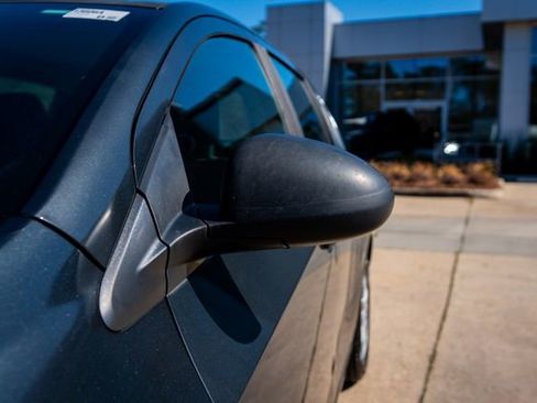 Used 2015 Chevrolet Sonic LT image 15