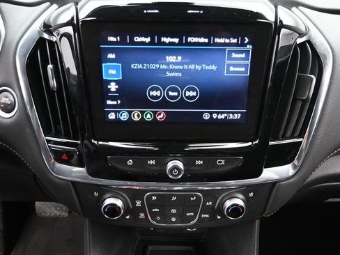 Used 2020 Chevrolet Traverse Premier AWD/4WD image 17
