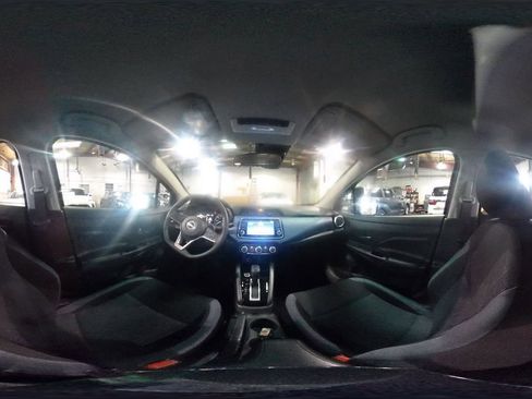 Used 2025 Nissan Versa SV FWD image 40