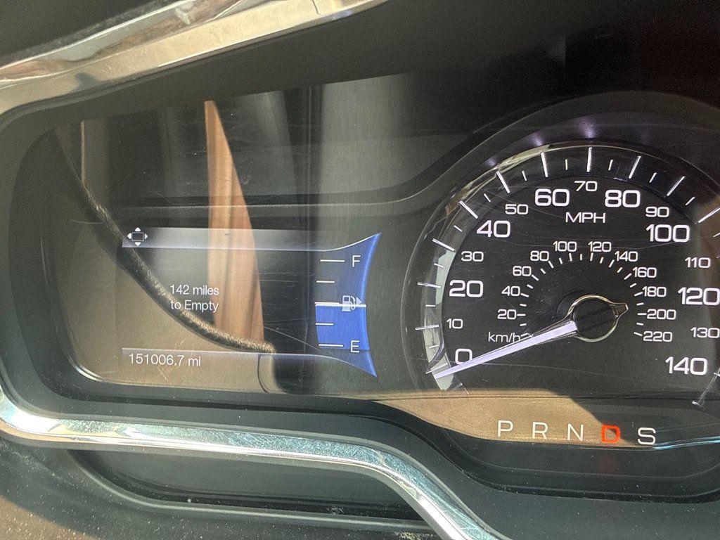 Used 2014 Lincoln MKT AWD w/ Equipment Group 201A image 18