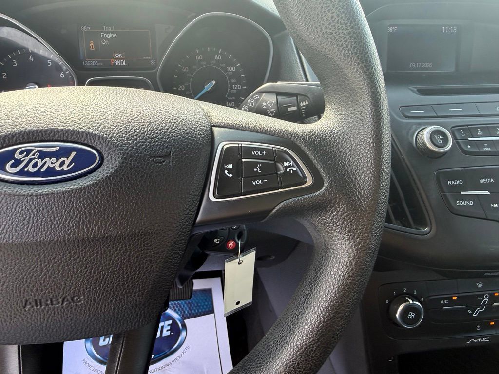 Used 2016 Ford Focus SE FWD image 23