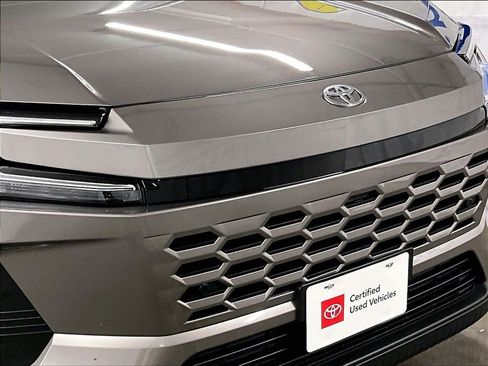 Certified 2026 Toyota RAV4 XLE Premium AWD/4WD image 30