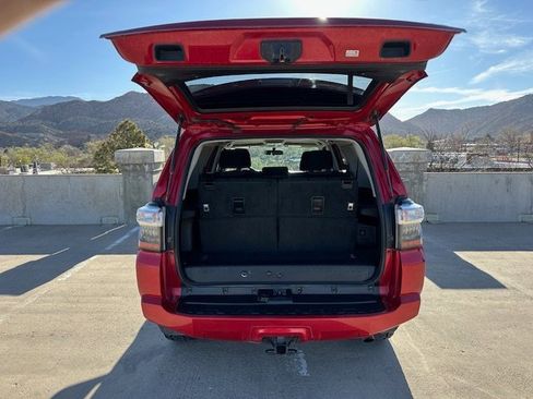 Used 2019 Toyota 4Runner SR5 image 8