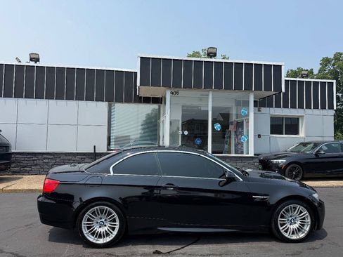 Used 2013 BMW M3 Convertible w/ Premium Pkg RWD image 34