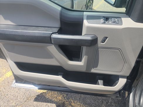 Used 2019 Ford F150 XL w/ Equipment Group 101A Mid RWD image 10