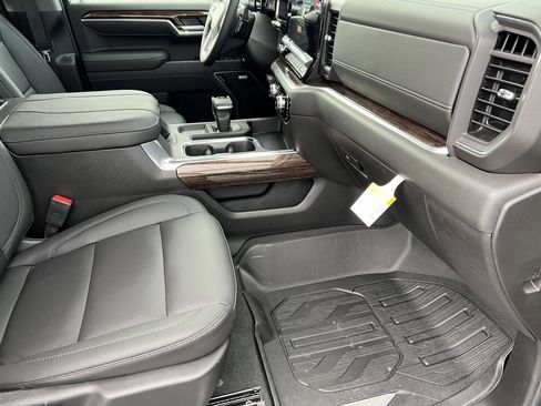 New 2026 GMC Sierra 1500 Elevation w/ Elevation Premium Package image 24