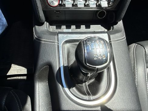 Used 2022 Ford Mustang GT Premium RWD image 23