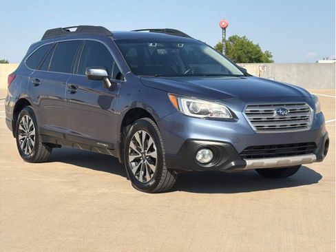 Used 2017 Subaru Outback 3.6R Limited AWD/4WD image 3