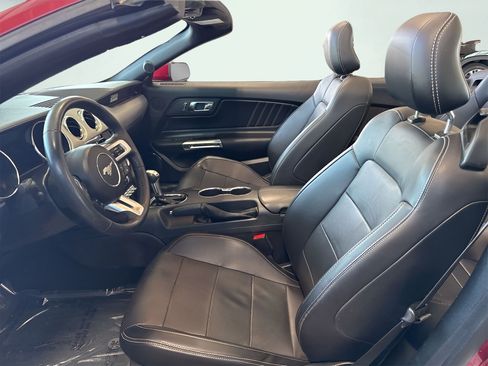 Used 2016 Ford Mustang GT Premium w/ Equipment Group 401A RWD image 11