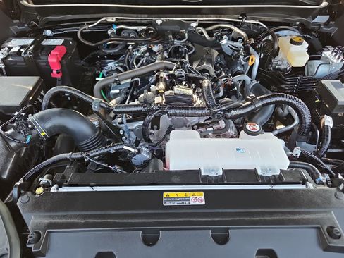 Used 2025 Toyota Tacoma SR RWD image 13