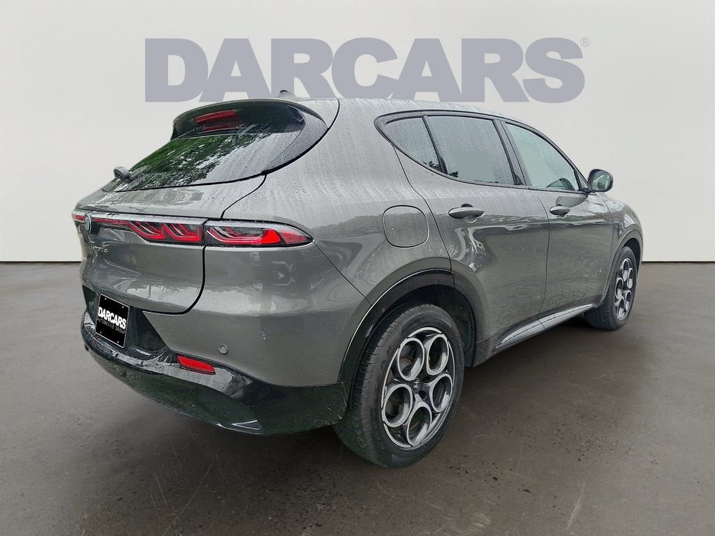 Used 2025 Alfa Romeo Tonale AWD/4WD image 7
