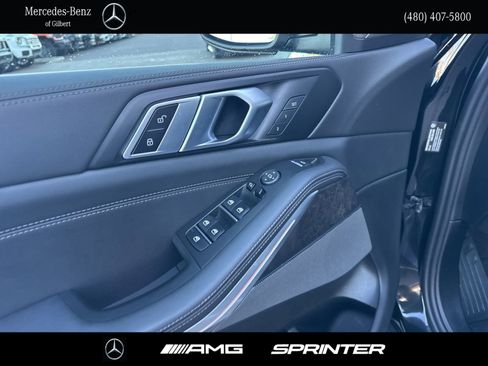 Used 2024 BMW X5 sDrive40i w/ Executive Package image 12