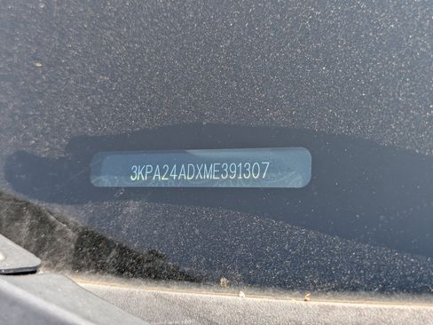 Certified 2021 Kia Rio S image 16